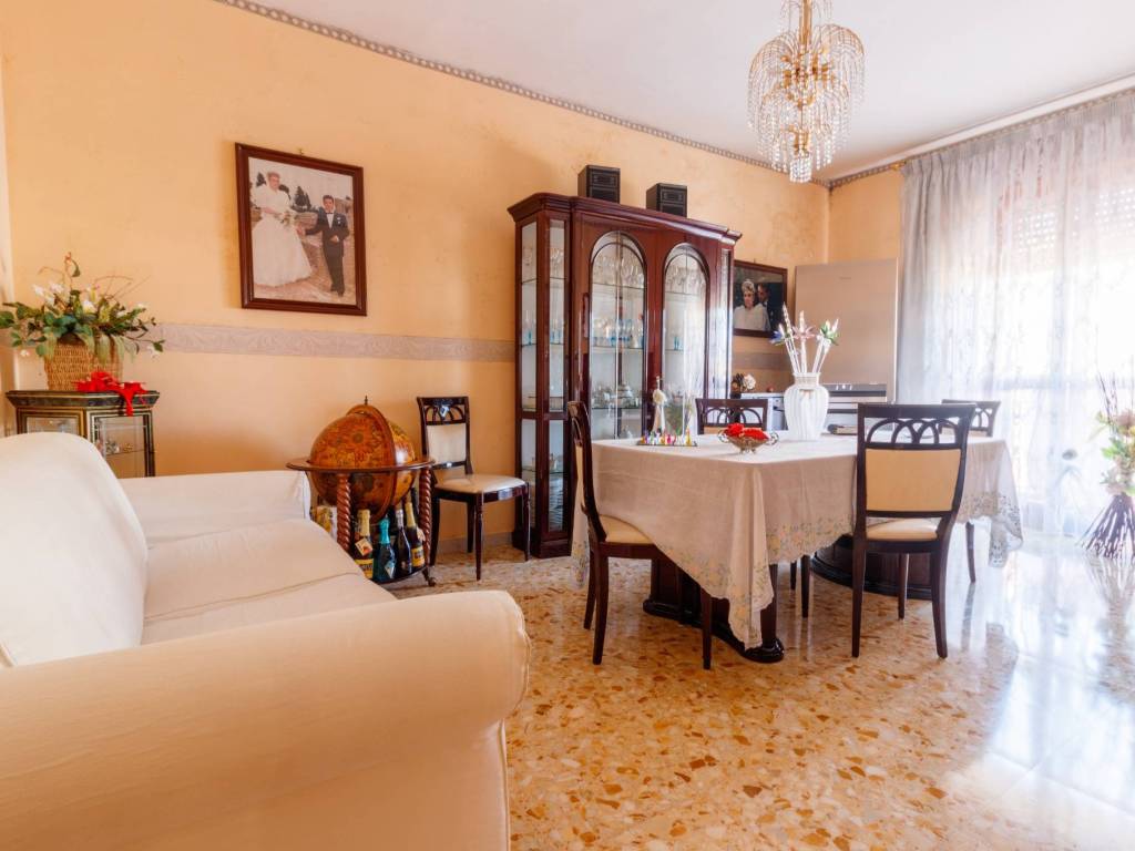Appartamento a Lucera in Viale Aldo Moro, 91 - Foto 4