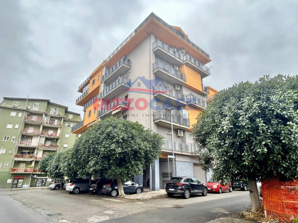 Immobile a Corigliano-rossano in Via dei Bizantini angolo con Via O.Aldobrandini e Via G.Scorza - Foto 5