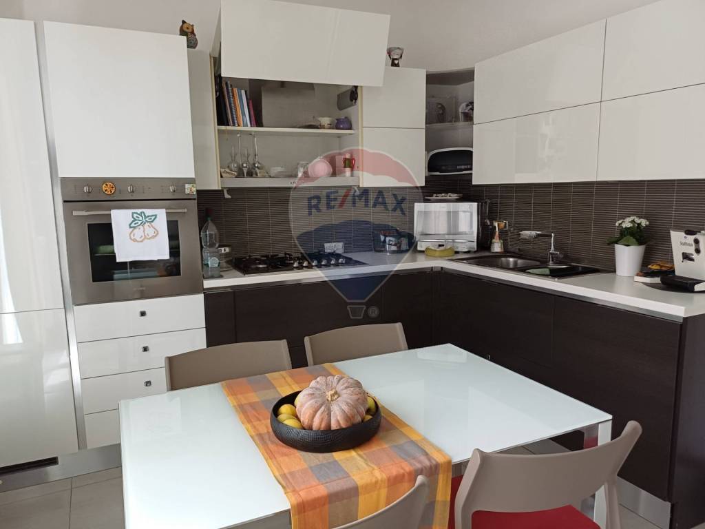 Casa indipendente a Ragusa in via Gagini, 26 - Foto 2