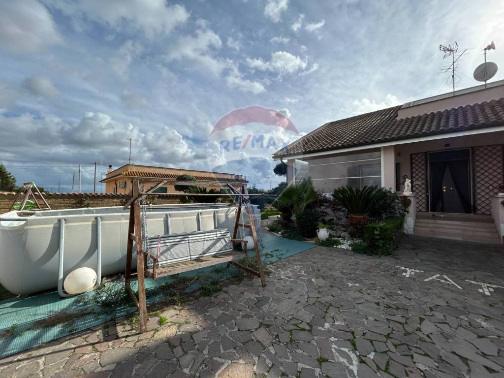 Villa a Aprilia in via frassine, 15 - Foto 2