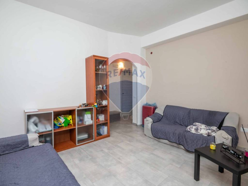 Appartamento a Caltagirone in Viale Autonomia, 79 - Foto 2