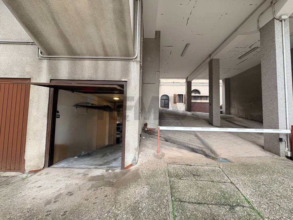 Box / garage a Trieste in VIA CAPRIN, 18 - Foto 4