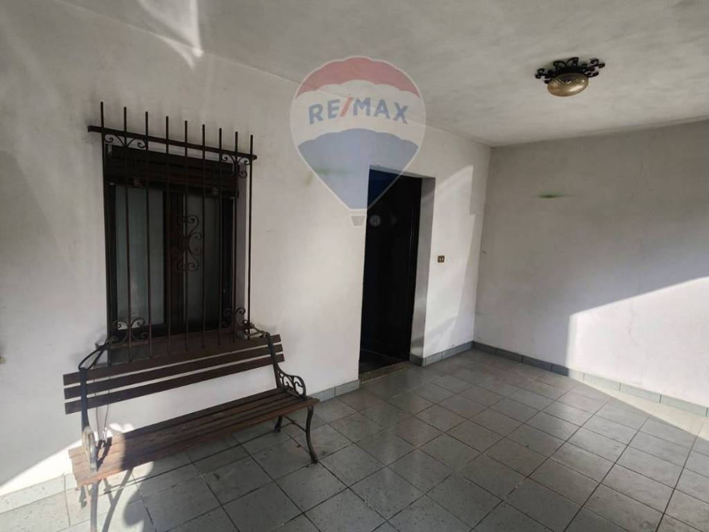 Appartamento a Gallarate in Via Moroni, 10 - Foto 3