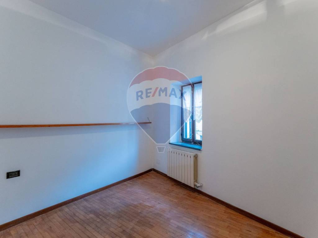 Appartamento a Samarate in piazza mantegazza - Foto 5