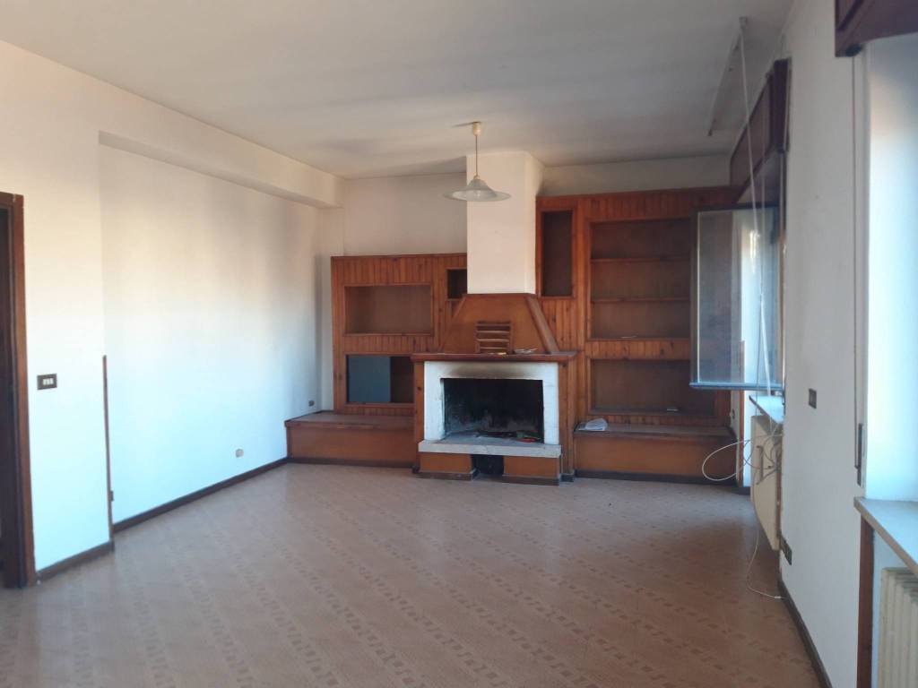 Palazzo / stabile a Avezzano in Via Sandro Pertini - Foto 2