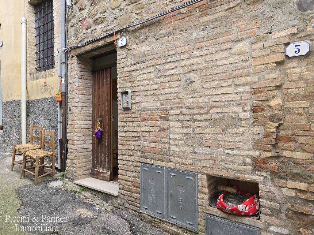 Casa indipendente a Bettona in Via Tevere, 3 - Foto 2