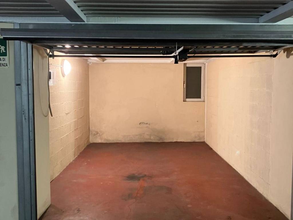 Box / garage a Genova in Via Bocchella - Foto 2