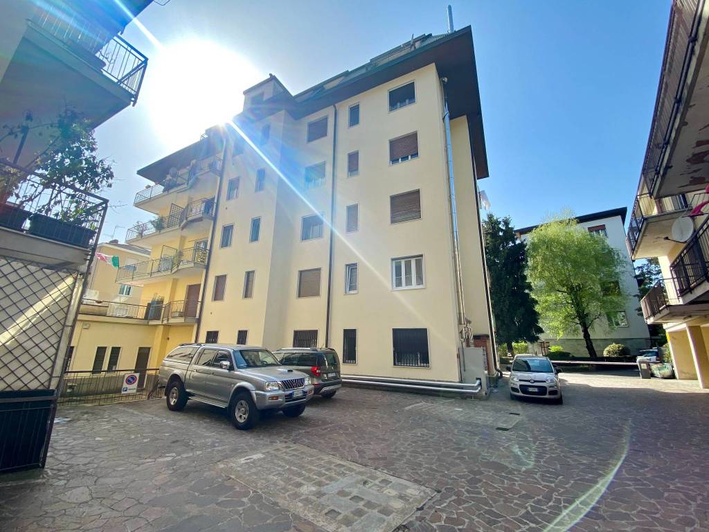 Appartamento a Varese in Via Giovanni Nicotera, 10 - Foto 2