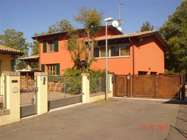 Villa a Lesignano de' bagni in Via del Registro - Foto 2