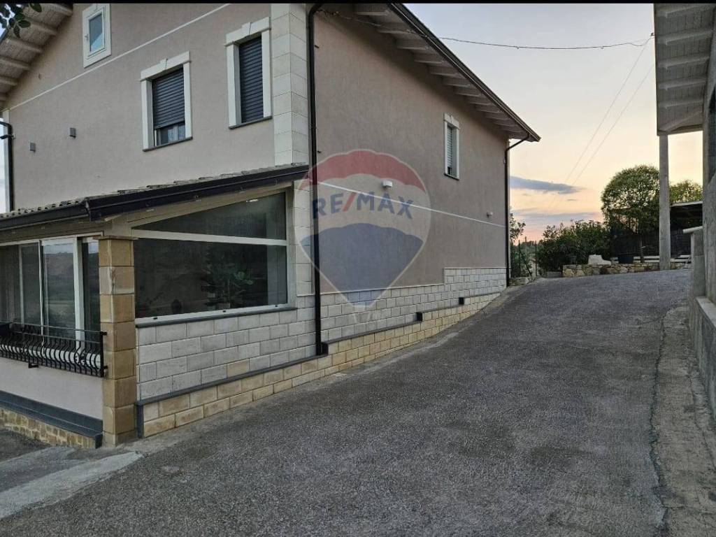 Rustico / casale a Gagliano castelferrato in contrada grotta nera - Foto 5