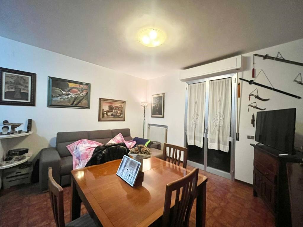 Appartamento a Prato in Via Ostia - Foto 2