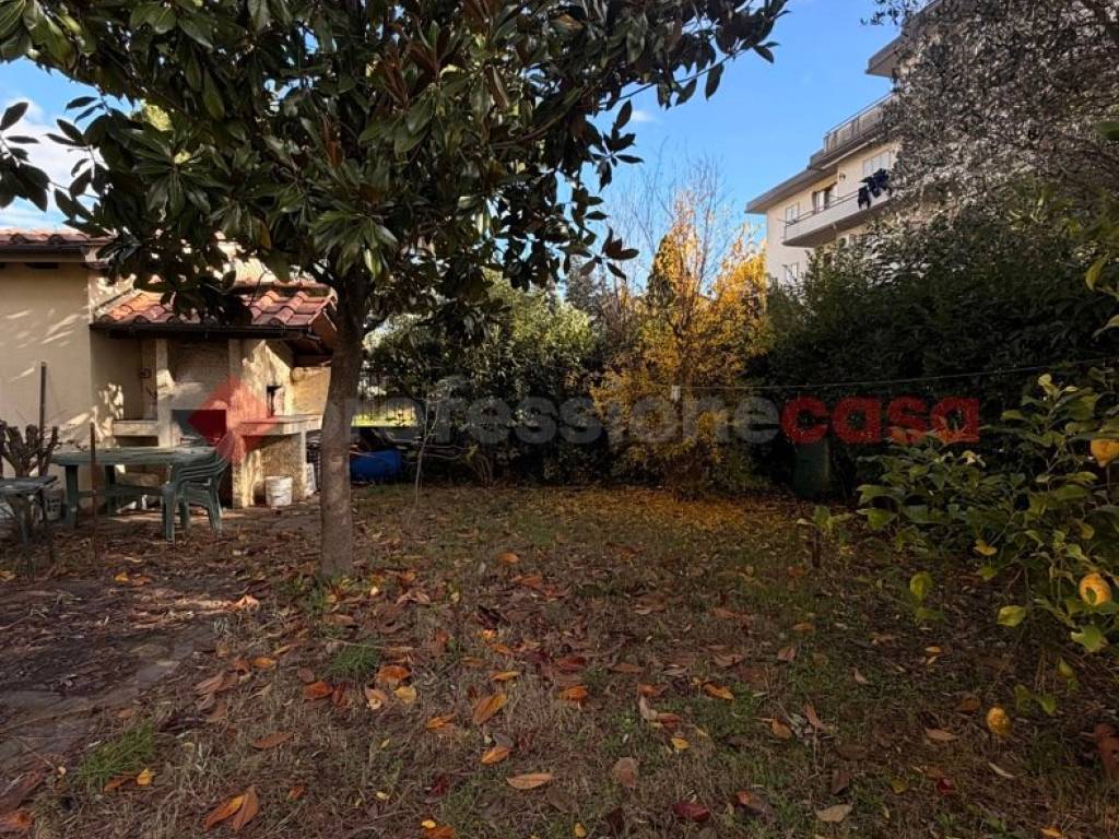 Casa indipendente a Prato in VIA MONTELLO - Foto 4