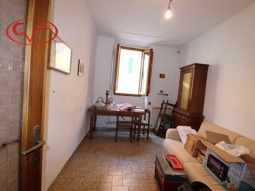 Appartamento a Montevarchi in Via Poggio Bracciolini - Foto 4