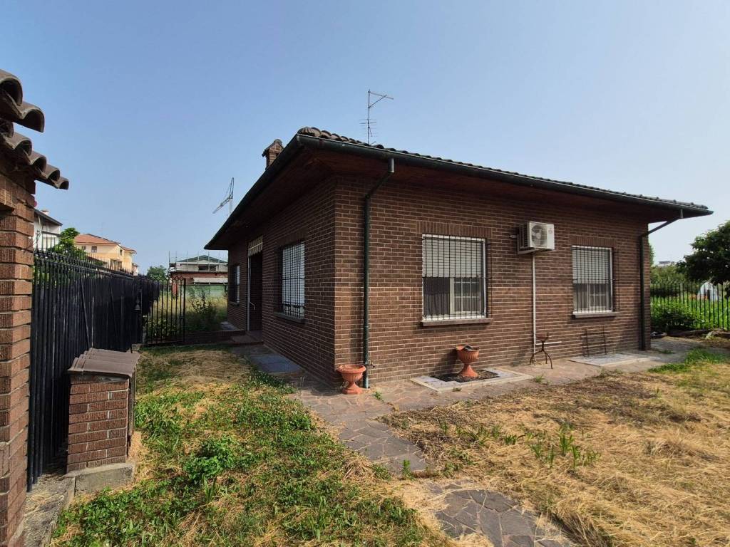 Villa a Galliate - Foto 2