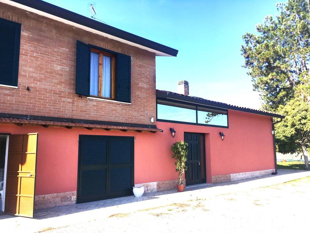 Villa a Ferrara in Via Pomposa - Foto 2