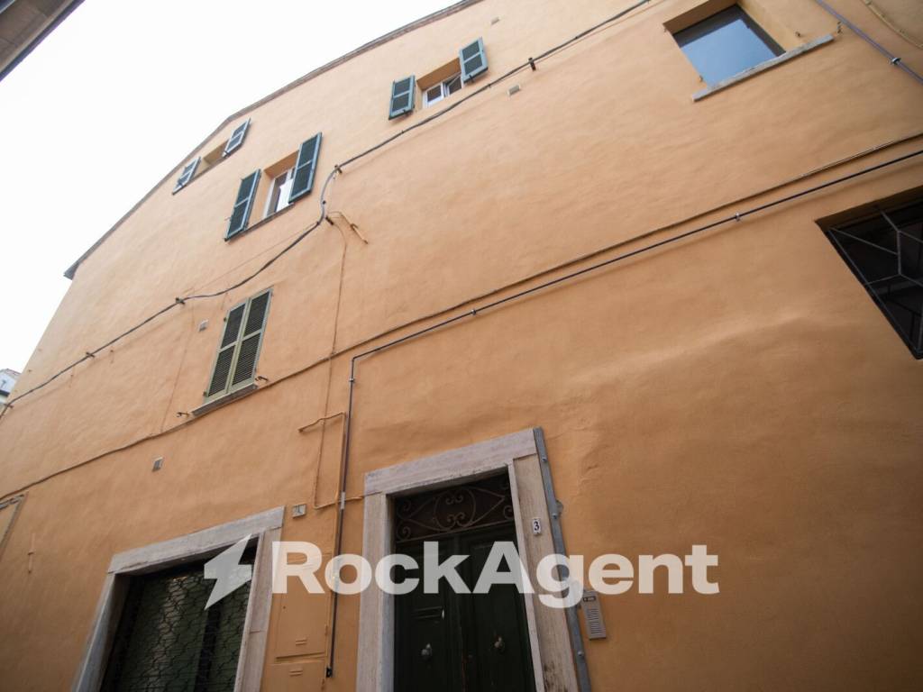Appartamento a Fano in Via dè da Carignano, 3 - Foto 2