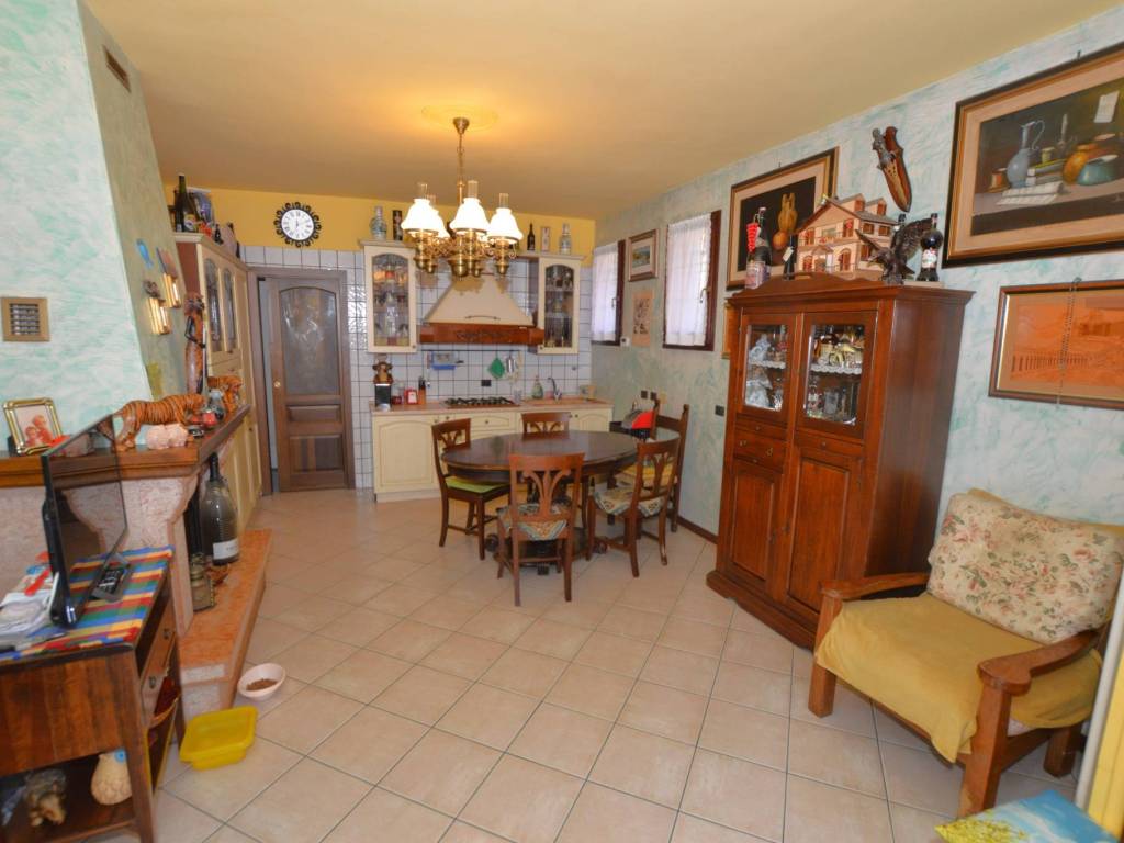 Appartamento a Casalecchio di reno in Via Cristoforo Colombo - Foto 5
