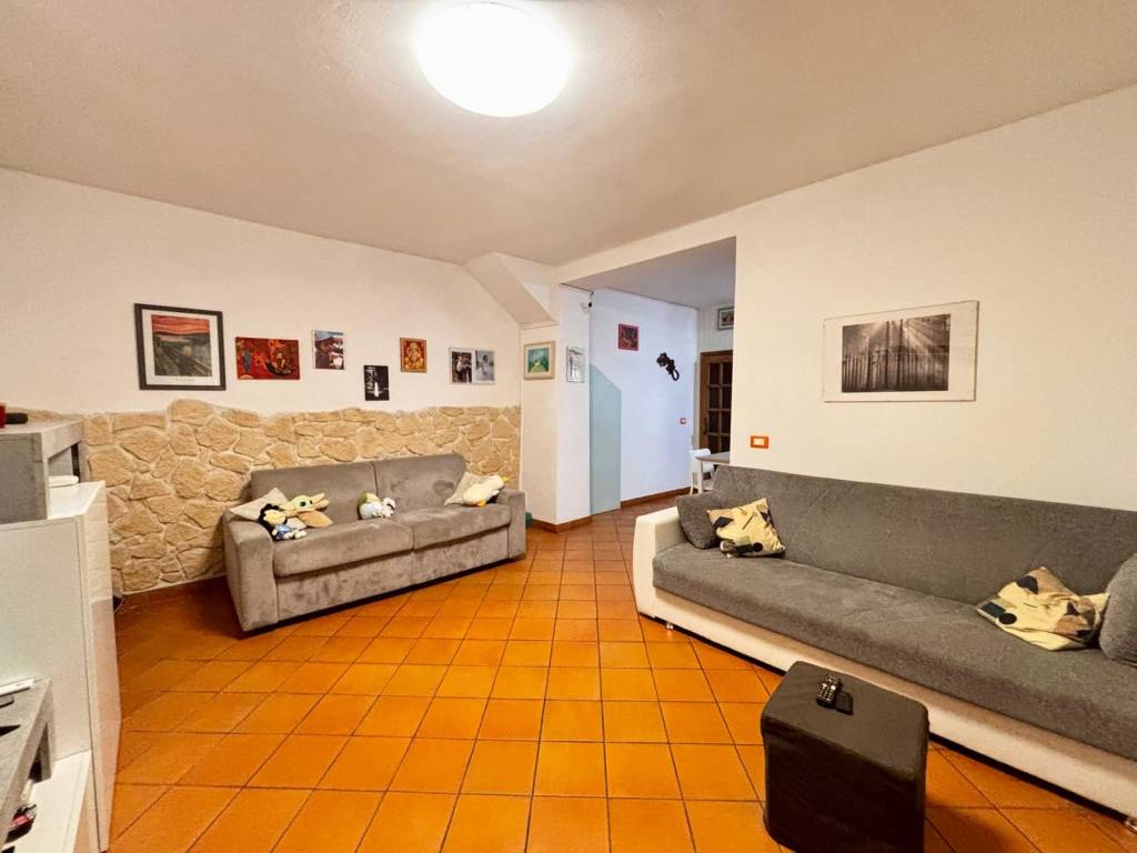 Appartamento a Capraia e limite in Via Giuseppe Mazzini - Foto 2