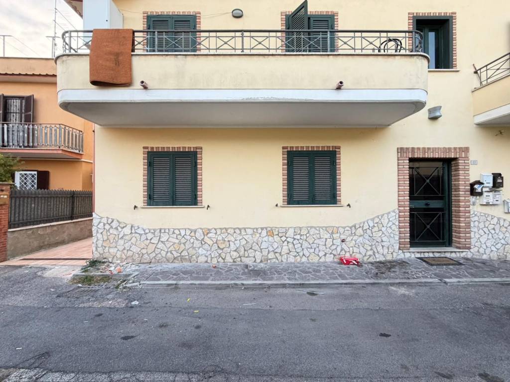 Appartamento a Guidonia montecelio in Via Firenze, 23 - Foto 3