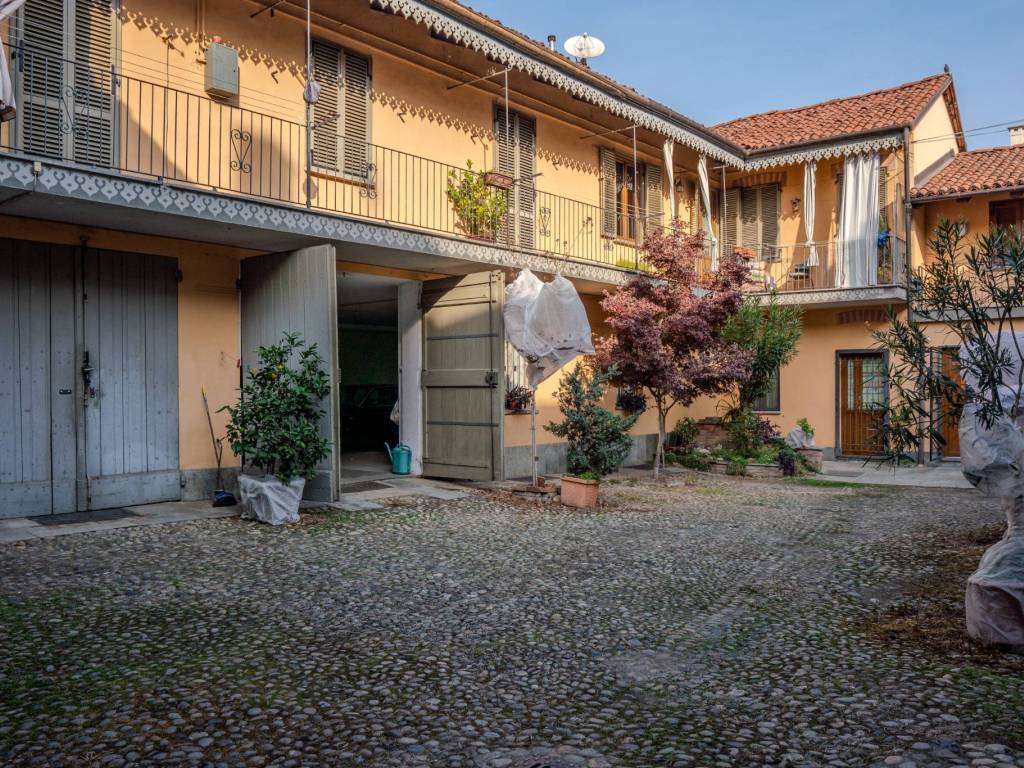 Casa indipendente a Chieri in Via Giuseppe Garibaldi, 18 - Foto 3