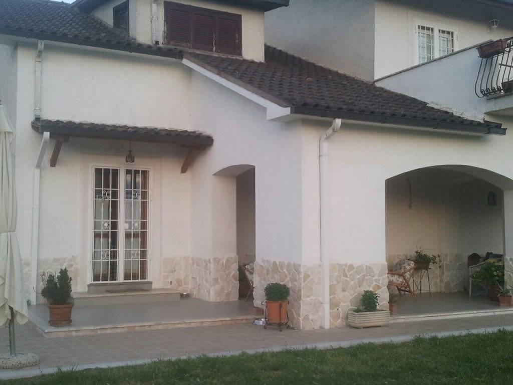 Casa indipendente a Arce in Via Colle Rosa - Foto 2