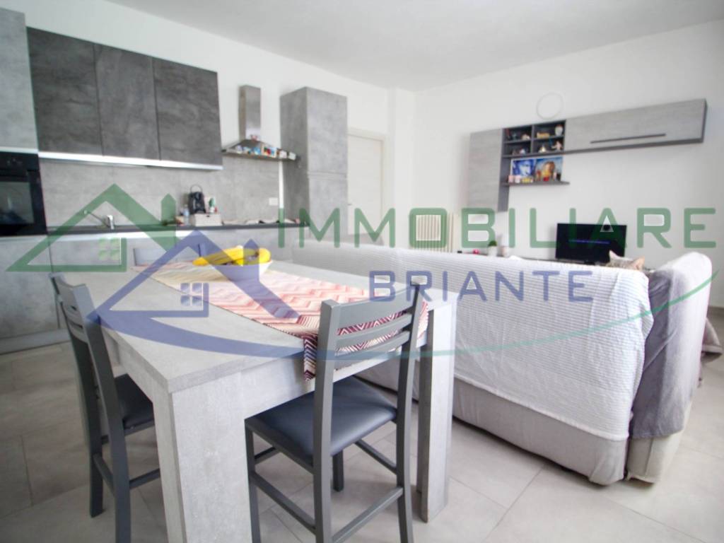 Appartamento a Sesto calende in Via Piave, 59 - Foto 3