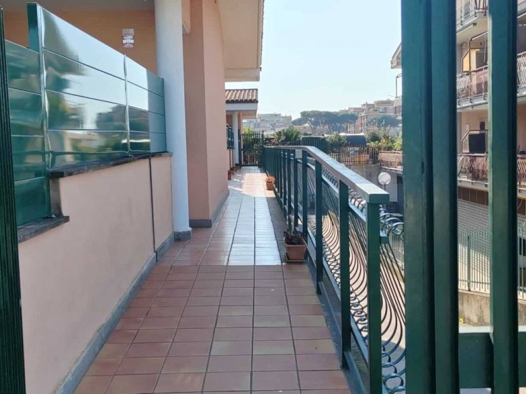 Villetta a schiera a Ciampino in VIA LUCREZIA ROMANA 67Q 3 00043 CIAMPINO ROMA - Foto 2