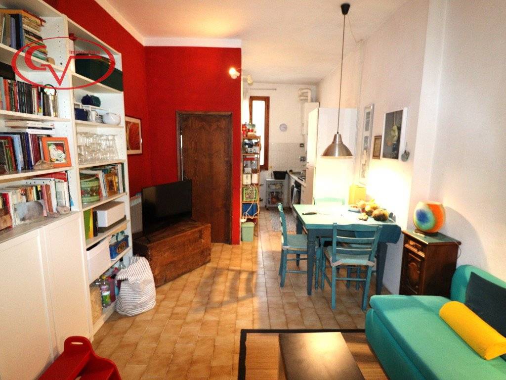 Appartamento a Montevarchi in Via Isidoro del Lungo - Foto 2