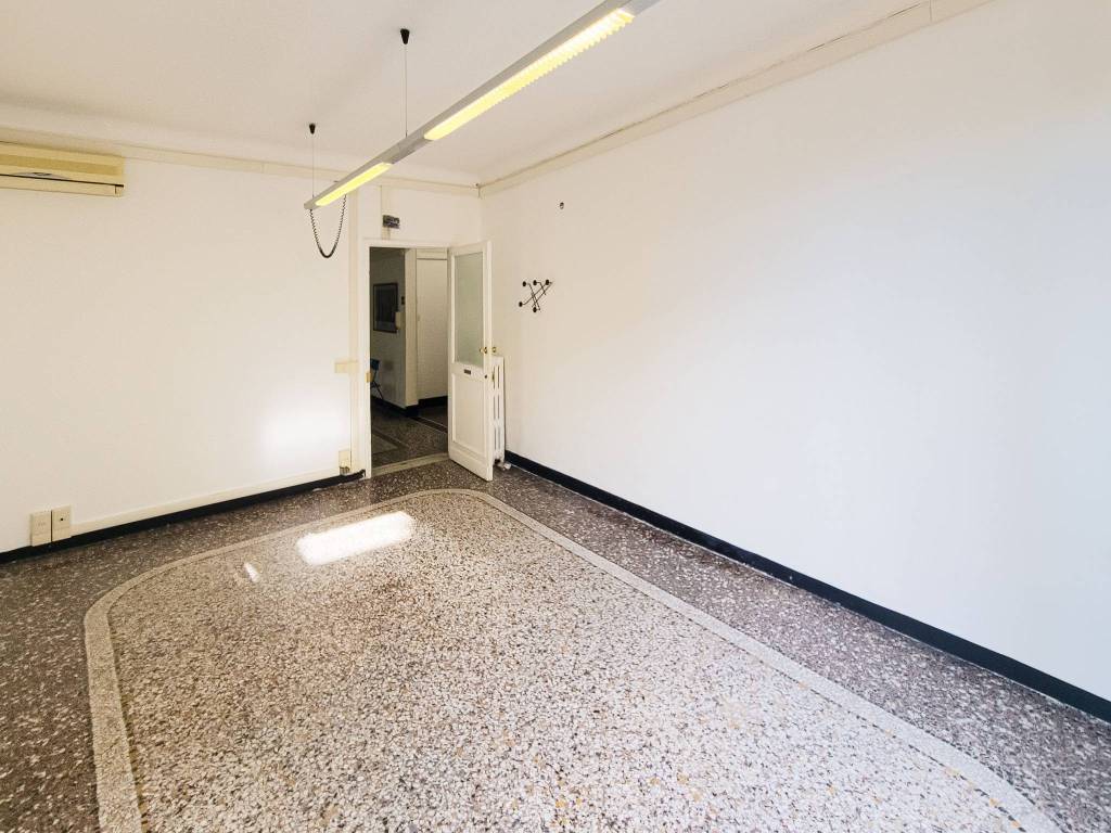 Immobile a Genova in Via Benedetto Cairoli, 8 - Foto 4