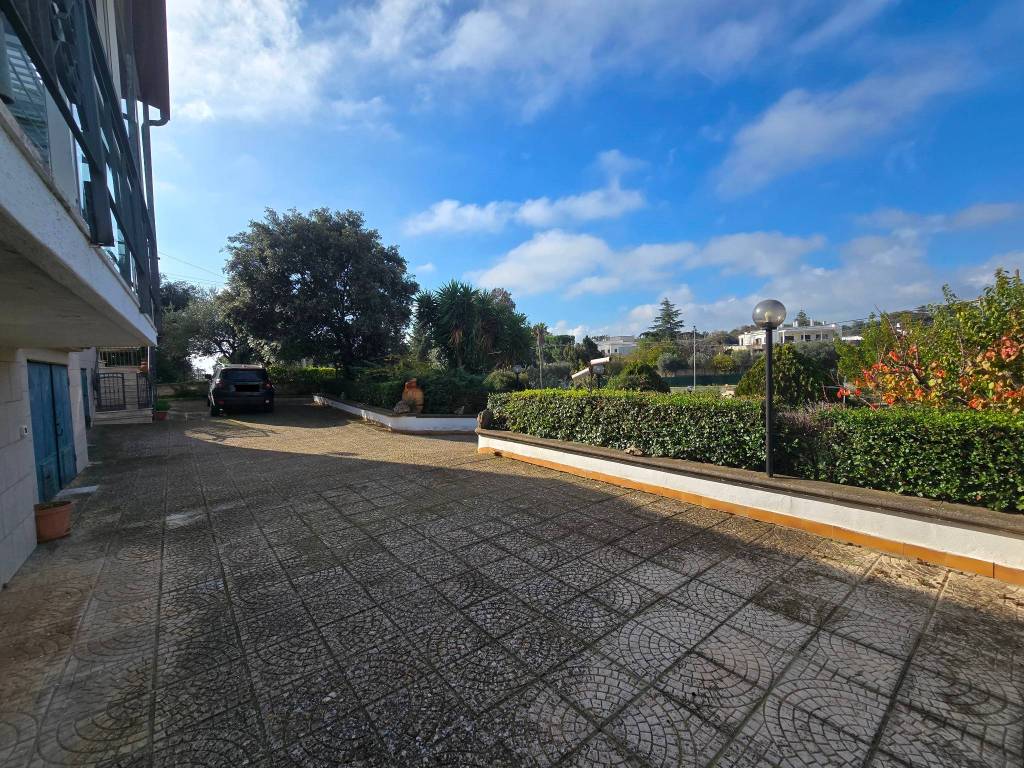 Villa a Ostuni in Via Enrico Berlinguer - Foto 5