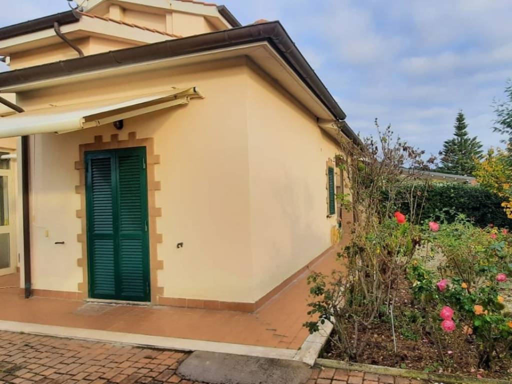 Villa a Lanuvio in Via Jimi Hendrix - Foto 2