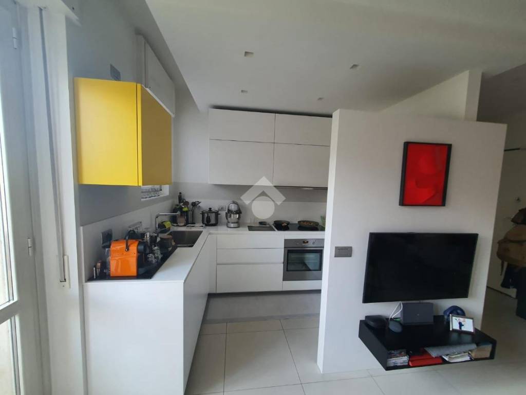 Appartamento a Como in Viale Franklin Delano Roosevelt, 11 - Foto 2