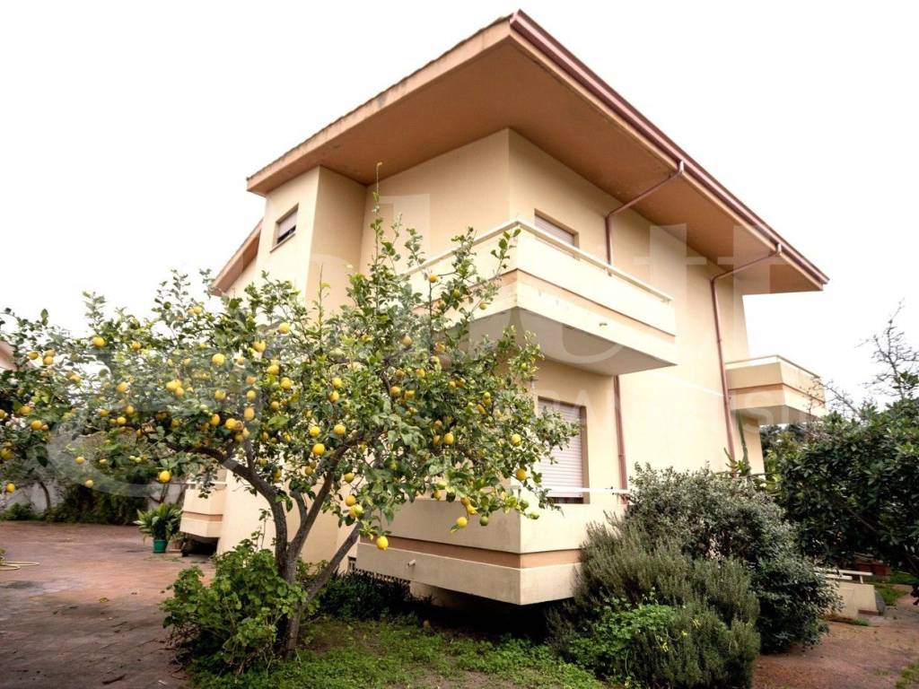 Villa a Oristano in Via Cabras , 20 B - Foto 2