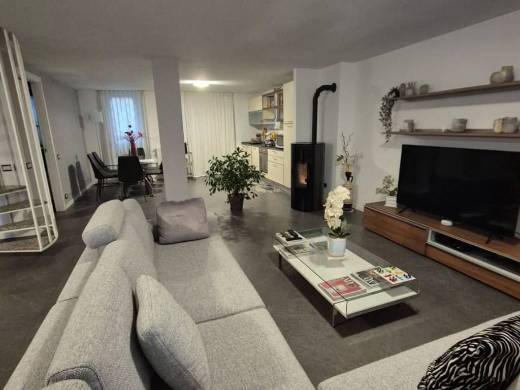 Villetta a schiera a Gerenzano in Via Marzabotto, 50 - Foto 3