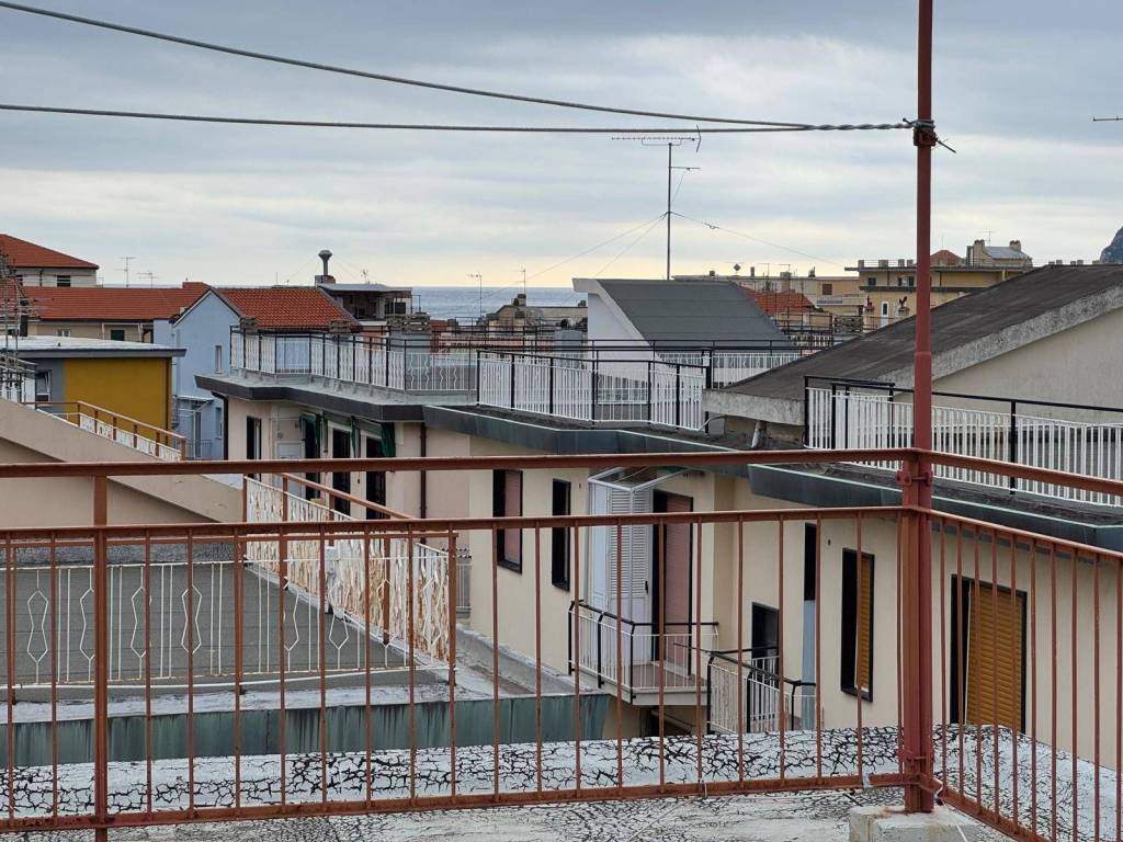 Appartamento a Spotorno in via delle strette nord, 28 - Foto 3