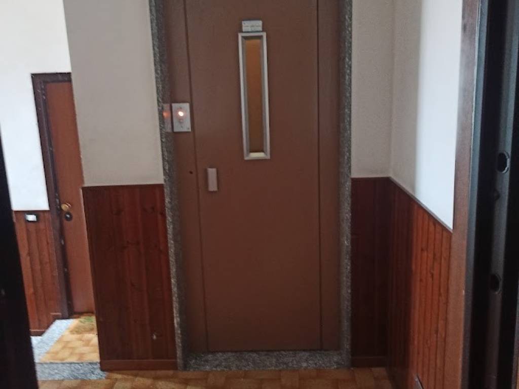 Appartamento a Trecate in Via Dante Alighieri, 11 - Foto 3