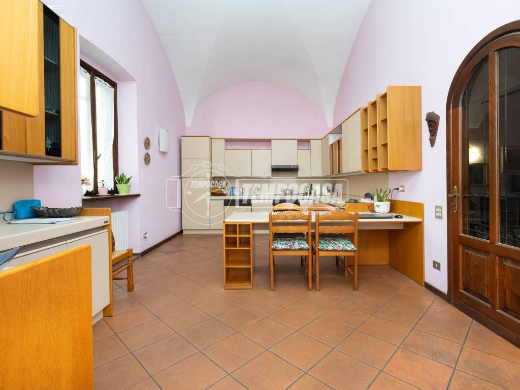 Palazzo / stabile a Scanzorosciate in Via Don Giovanni Spinelli, 5 - Foto 4