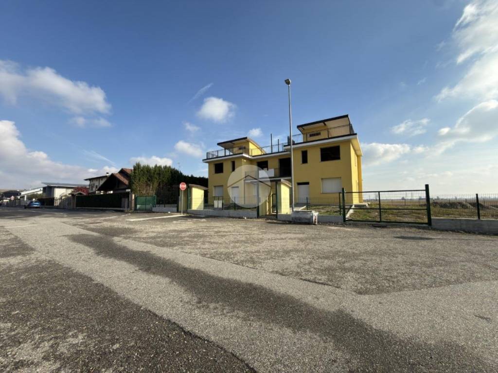 Villetta a schiera a Caresanablot in Via Enrico Fermi, 2 - Foto 2