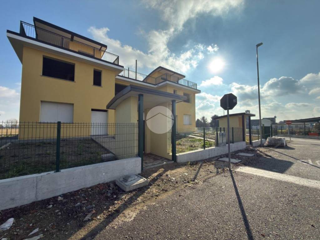 Villetta a schiera a Caresanablot in Via Enrico Fermi, 2 - Foto 2