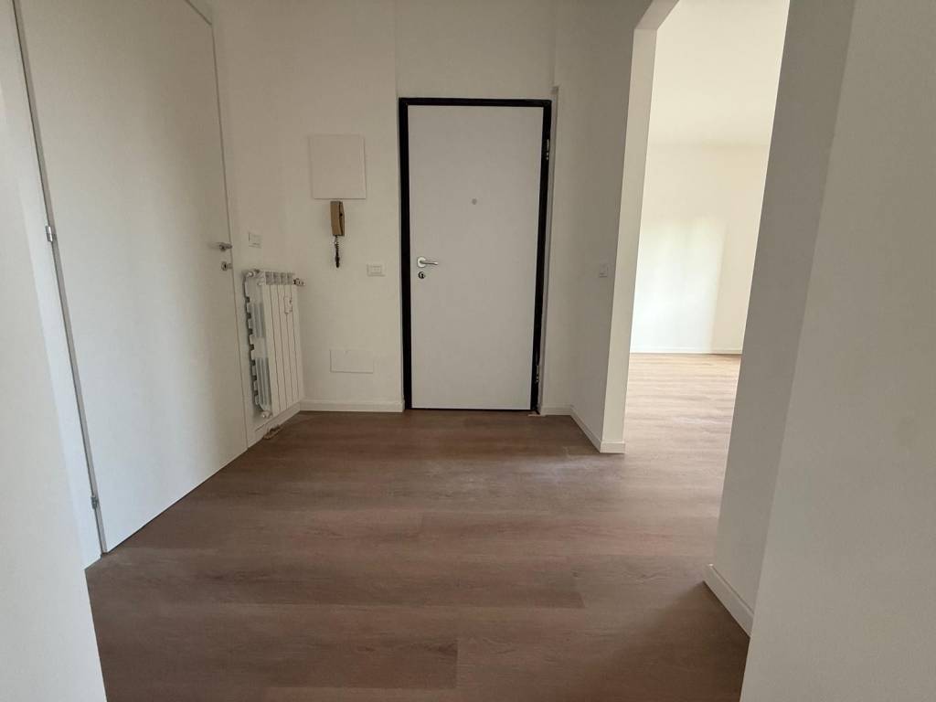 Appartamento a Biandronno in Via Pio Selvino - Foto 3