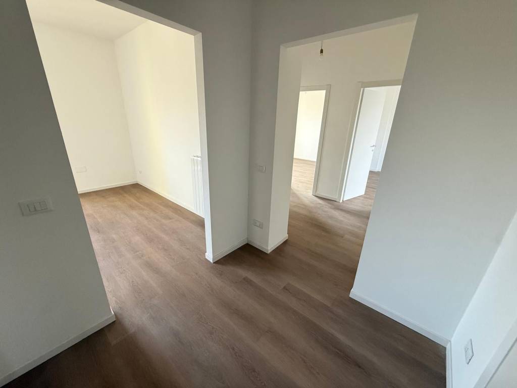 Appartamento a Biandronno in Via Pio Selvino - Foto 4