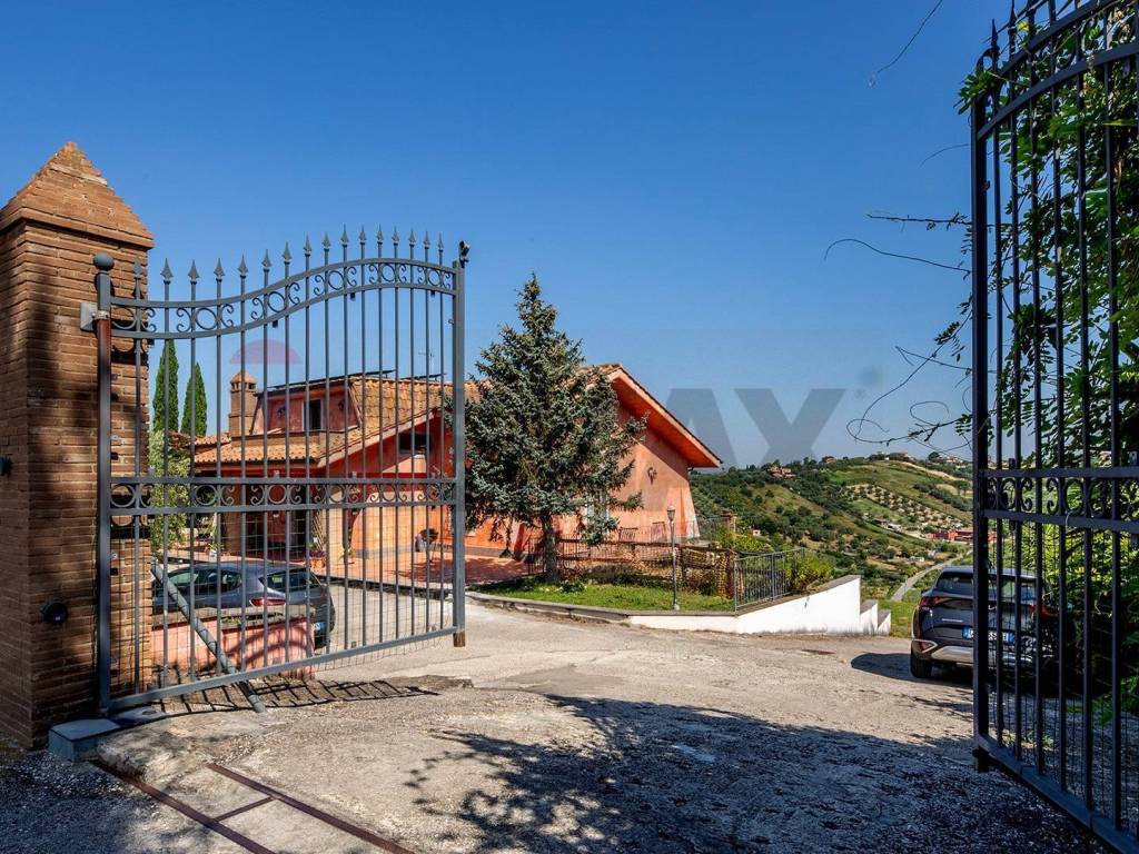 Villa a Monterotondo in VIA DELLA GAVACCIA, 26 - Foto 4