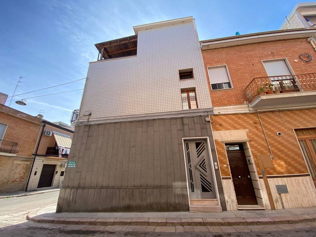 Casa indipendente a San severo in Via Lecce, 166 - Foto 2