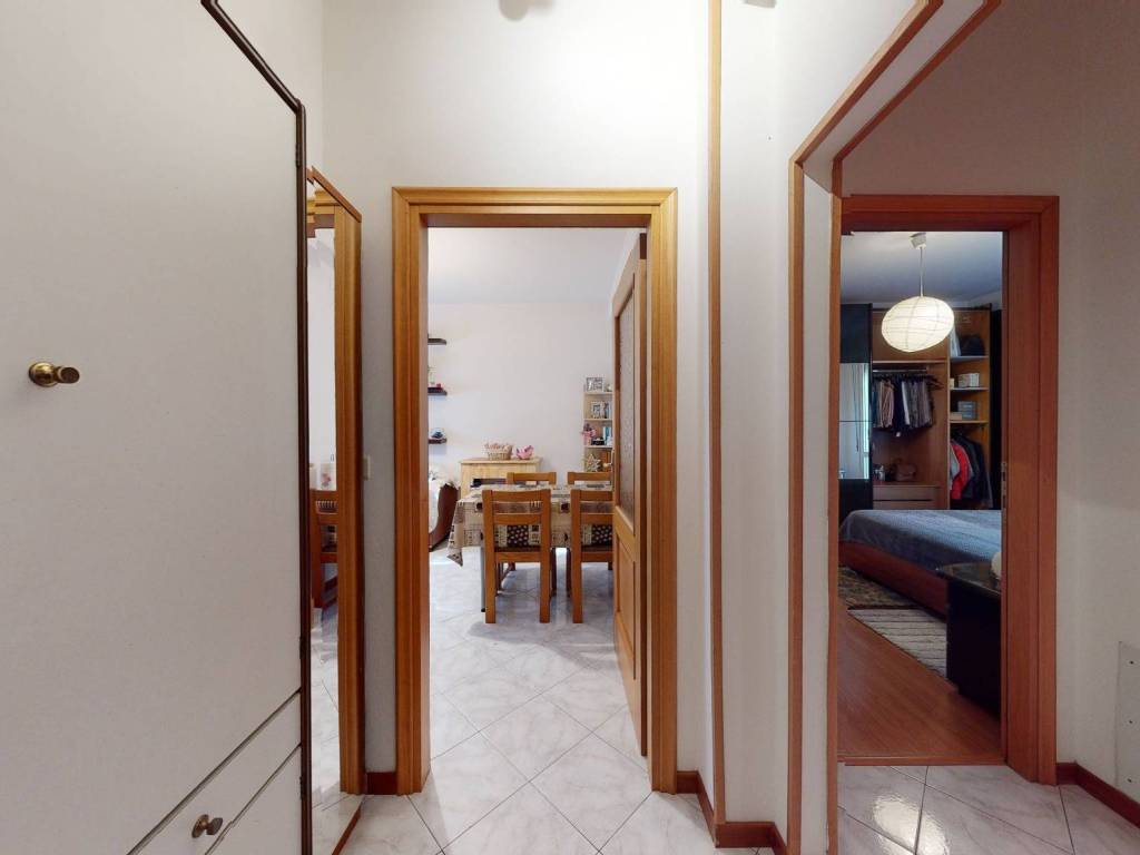 Appartamento a Bologna in Via Lajos Tuköry, 8 - Foto 2