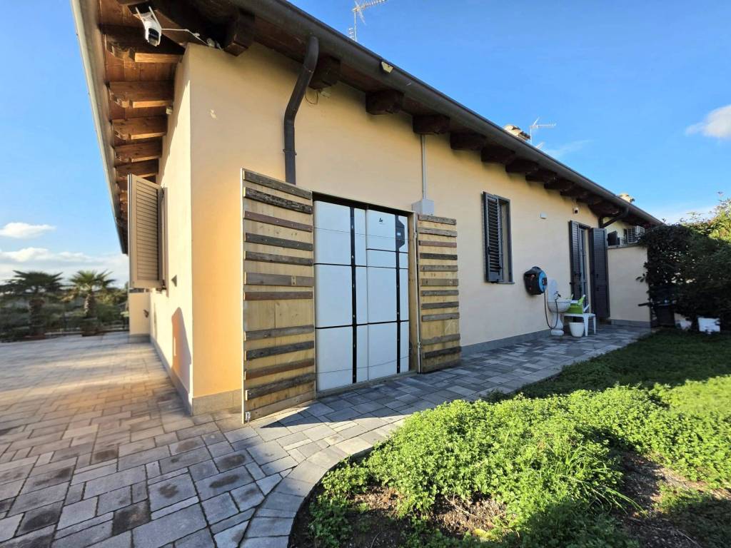Villa a Casale monferrato in Strada Valenza, 39 - Foto 3