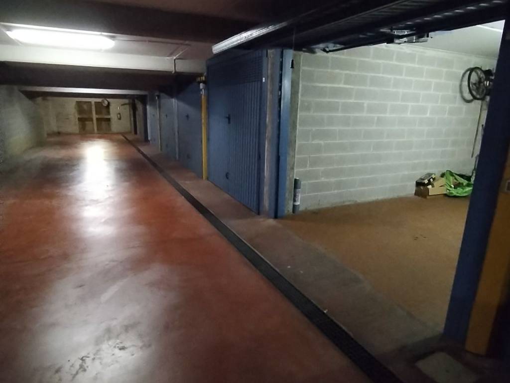 Box / garage a Genova in Via Piave - Foto 3