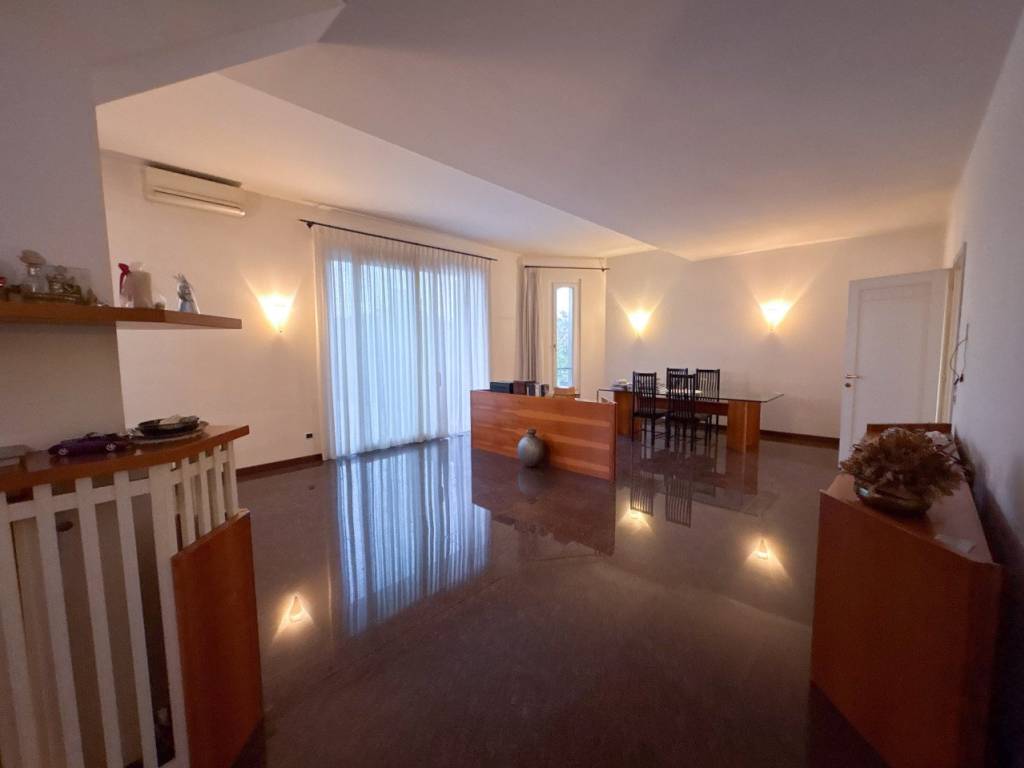 Villa a Inverigo in Via Mandresca 7 - Foto 5