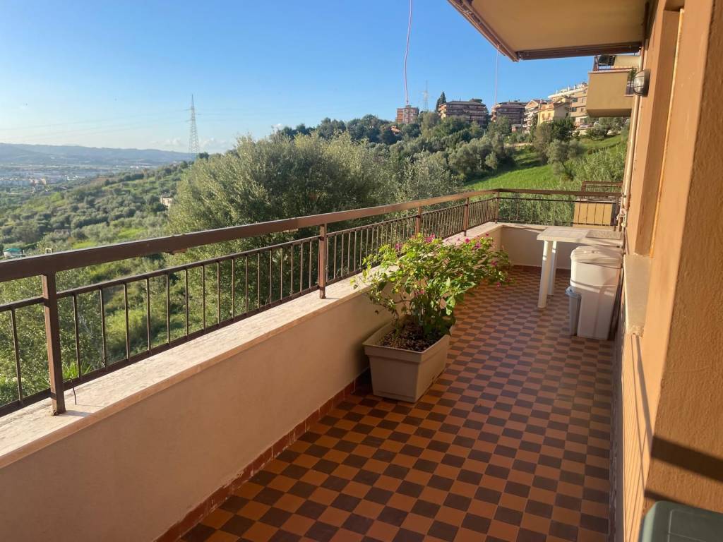 Appartamento a Monterotondo in Via Po - Foto 2