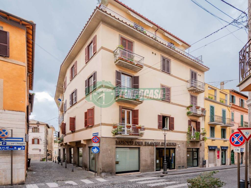 Appartamento a Bracciano in Via Guglielmo Oberdan - Foto 2