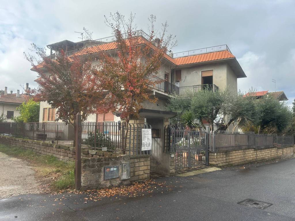 Attico / mansarda a Nepi in Via Aldo Moro, 102 - Foto 2